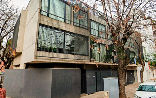 PH tríplex 4 ambientes con 3 cocheras en Colegiales