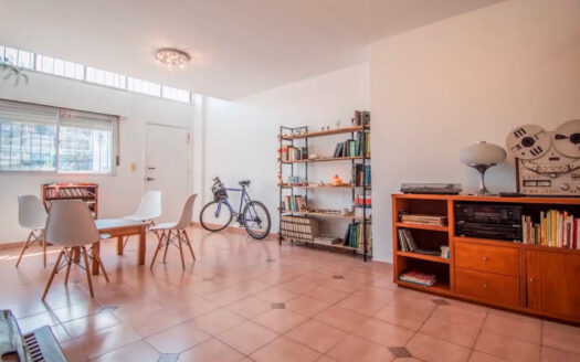 PH 3 ambientes con patio en Floresta